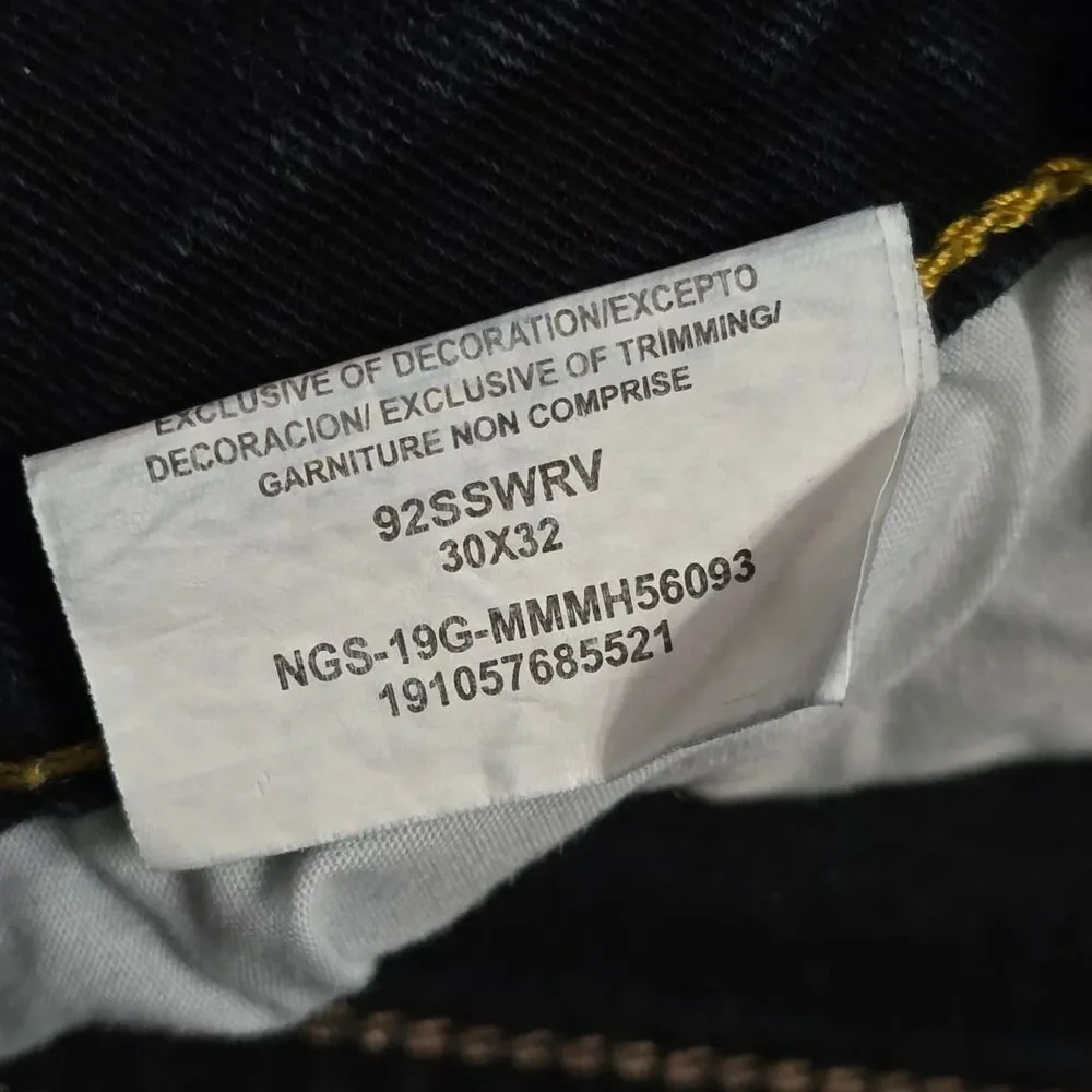 Wrangler Men Jeans 30x32 Dark Wash Slim Straight Denim Pants Whiskered Classic